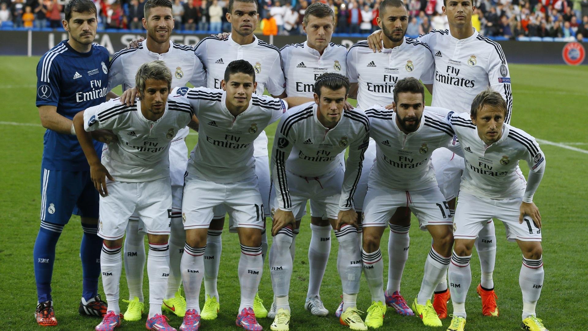 瑞士球员用滑雪动作过人,解说员笑出声,瑞士滑雪的基本概况